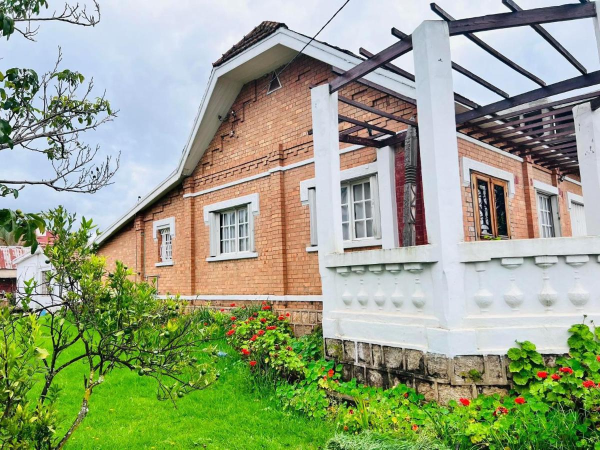 Bed&Breakfast Vanilla Antsirabe Exterior photo